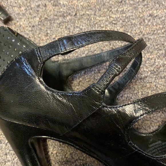 Guess Strappy Pumps - Picture 7 of 11